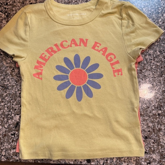 Small Aeropostale Short Sleeve Tees - Orange and Yellow plus 1 Aerie XS - Picture 8 of 8